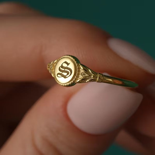 Personalized Vintage Gothic Ring Old English Letter